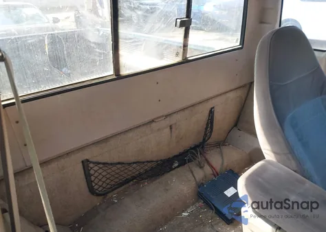 1993 Ford Ranger Super Cab z USA, uszkodzony, nr VIN 1FTCR14XXPPA61681